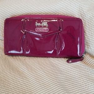 Coach accordion zip wallet NWOT